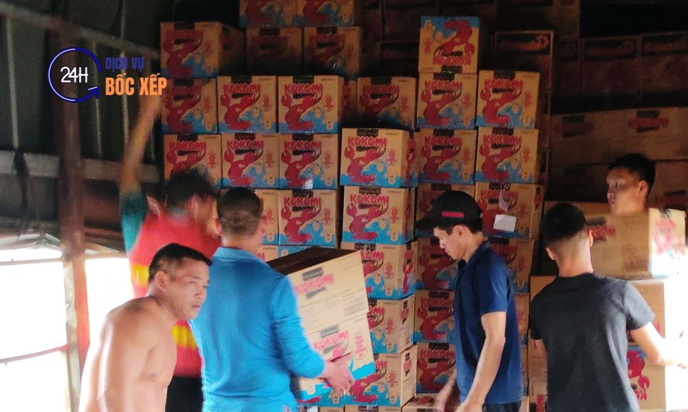 Dichvubocxep24h cung cấp dịch vụ bốc xếp bốc vác Hà Đông đảm bảo an toàn hàng hóa