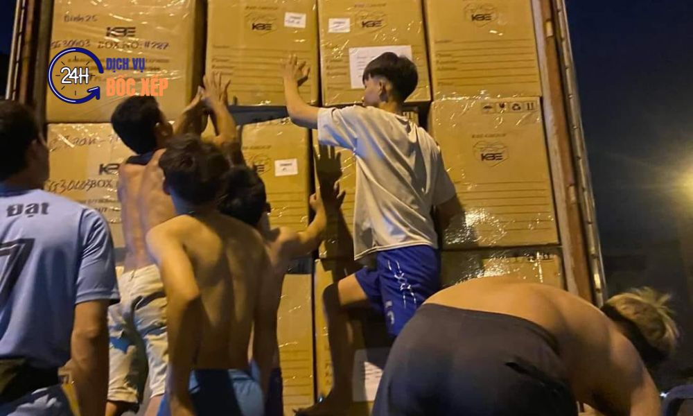 Dichvubocxep24h hỗ trợ bốc xếp bốc vác Hà Đông tiết kiệm đến 30% chi phí