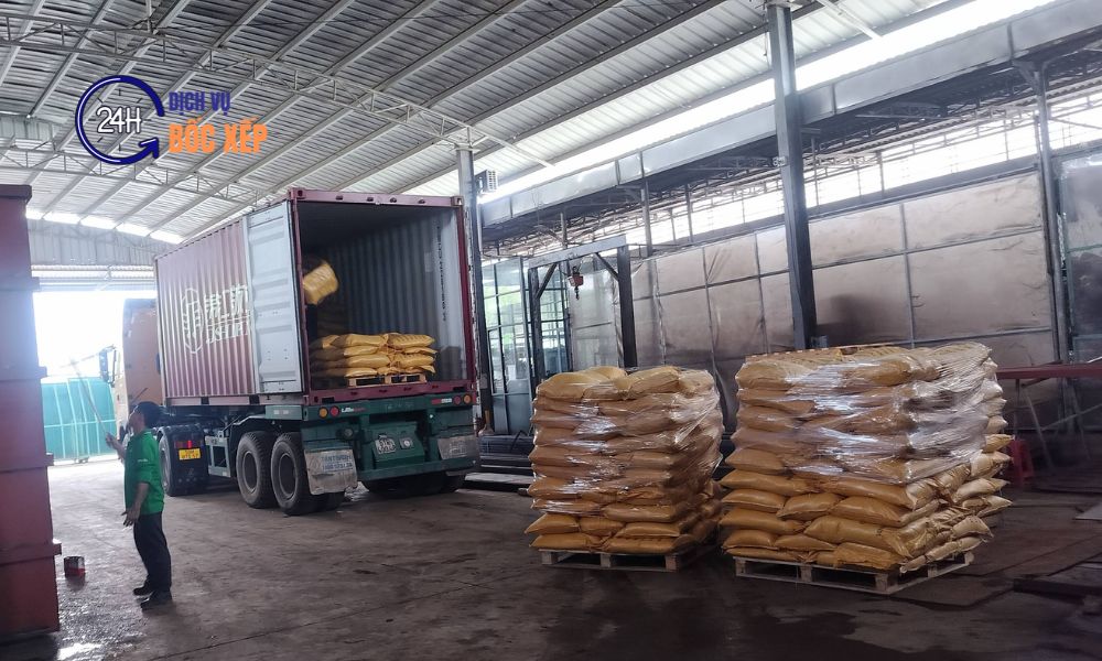 Dịch vụ bốc xếp bốc vác Quận 7 hỗ trợ kho hàng và doanh nghiệp