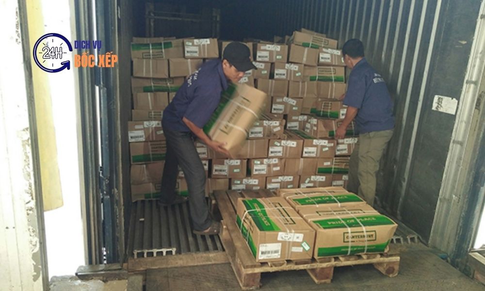 Dịch vụ bốc xếp giá rẻ tại Hà Nội nhận bốc dỡ hàng hóa ngày đêm 24/7