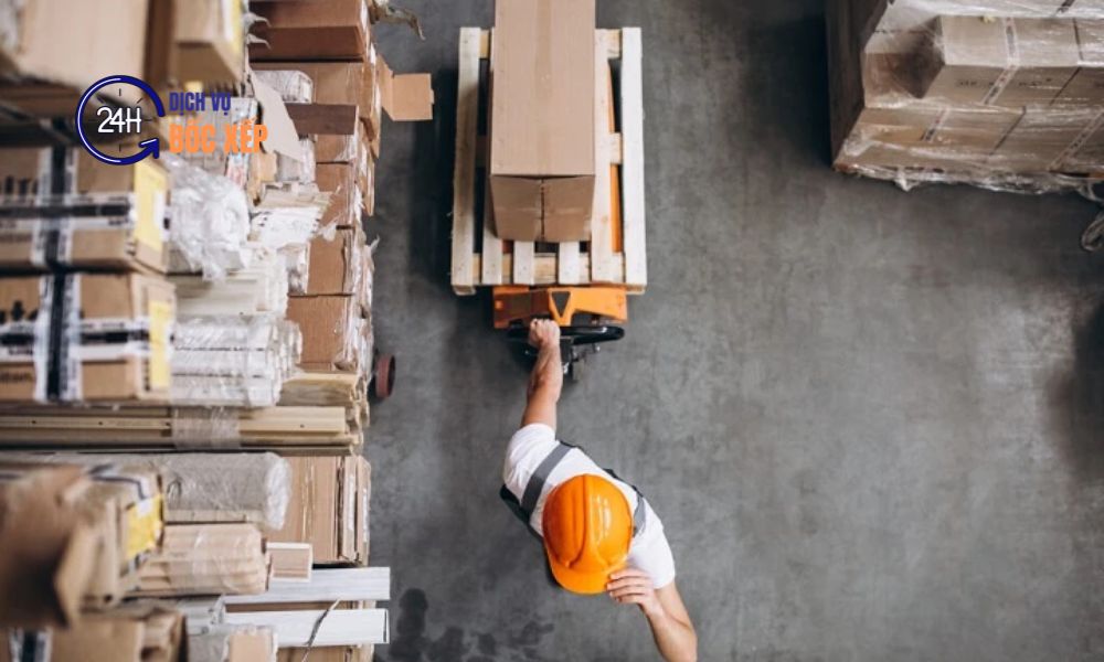 Dịch vụ bốc xếp giá rẻ tại Hà Nội hỗ trợ hàng hóa số lượng lớn