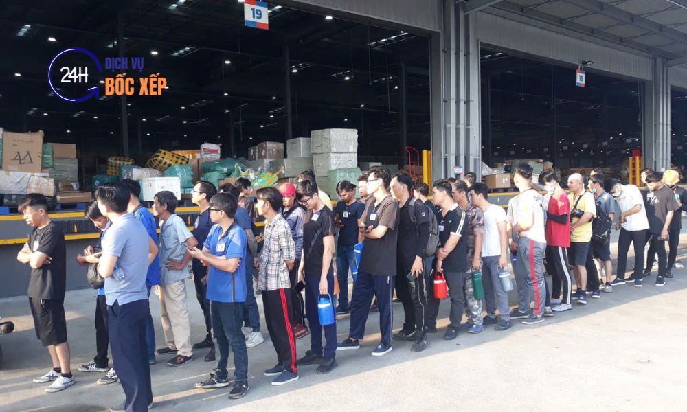 Dịch vụ thuê nhân lực lao động hỗ trợ nhanh cho kho xưởng và doanh nghiệp